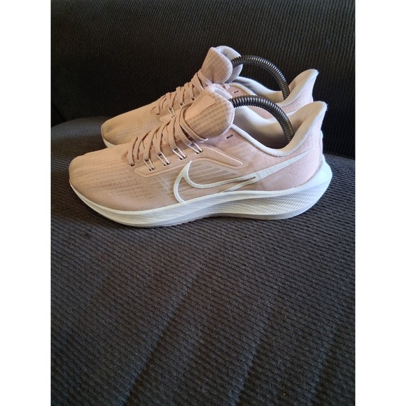 Nike Air Zoom Pegasus 39 Athletic Running Shoes Womens 9 Light Pink - Picture 1 of 8
